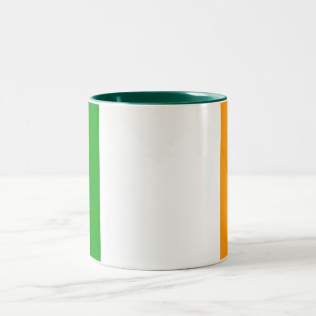 De Café Em Dois Tons Caneca irlandesa da bandeira (Centro)