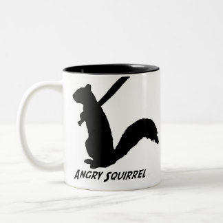 De Café Em Dois Tons Caneca irritada do esquilo (preto)