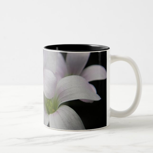 De Café Em Dois Tons Caneca roxa das flores (Direita)