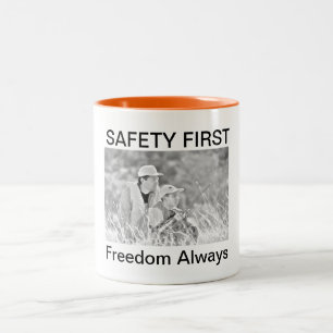 De Café Em Dois Tons Da SEGURANÇA PRIMEIRA da liberdade caneca sempre