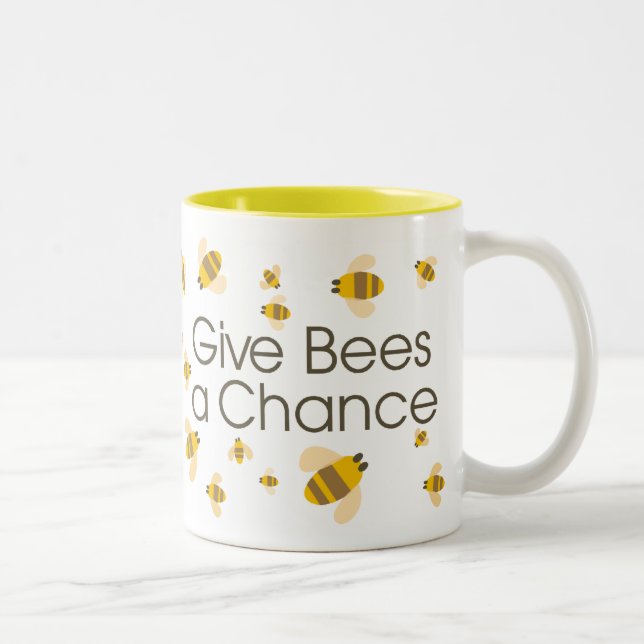 De Café Em Dois Tons Dê a abelhas uma caneca da possibilidade (Direita)