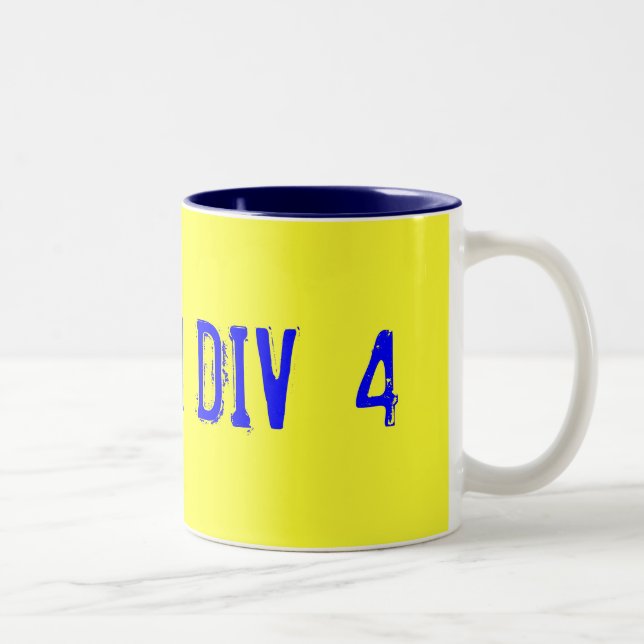 DE CAFÉ EM DOIS TONS DONS 4 A CANECA DO DIV 4 (Direita)