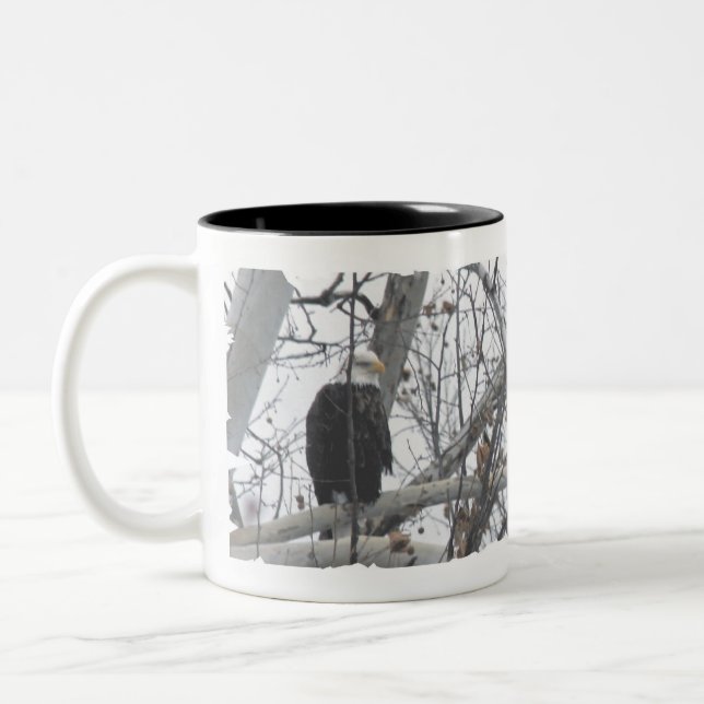 De Café Em Dois Tons Eagles na caneca grande do lago (Esquerda)