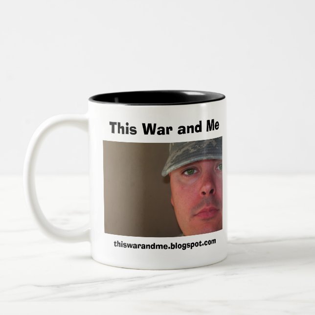 De Café Em Dois Tons Estes guerra e mim caneca (Esquerda)