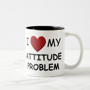 De Café Em Dois Tons Eu amo minha caneca do problema da atitude
