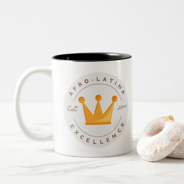 De Café Em Dois Tons Excelência Afro-Latina - Caneca Panamá (Com Donut)