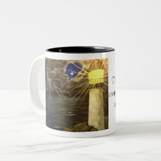 De Café Em Dois Tons Farol através da caneca da tempestade