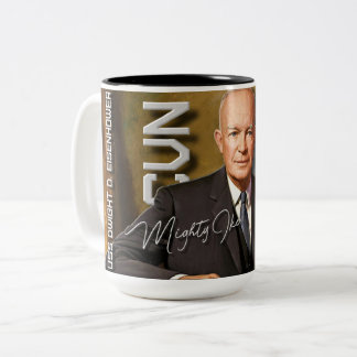 DE CAFÉ EM DOIS TONS HOMÓNIMO DA CANECA CVN-69 USS DWIGHT D. EISENHOWER