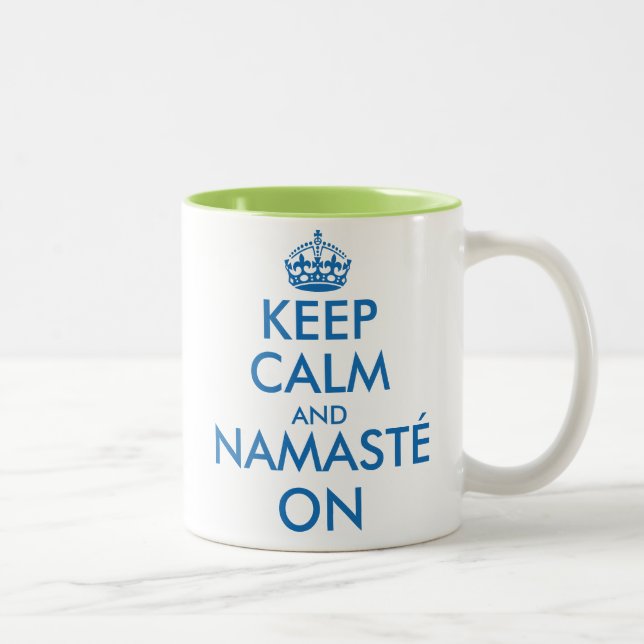 De Café Em Dois Tons Mantenha a calma e o Namasté na caneca da (Direita)