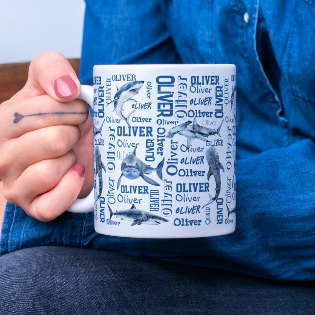 De Café Em Dois Tons Meninos personalizados chamam caneca com tubarões  (Criador carregado)