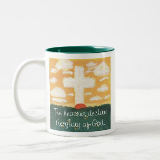 De Café Em Dois Tons Os céus declaram a caneca