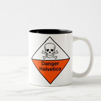De Café Em Dois Tons Perigo: Caneca Helvética