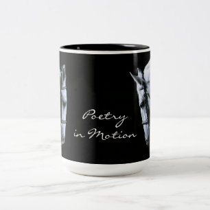 De Café Em Dois Tons Poesia na caneca do movimento
