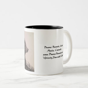 De Café Em Dois Tons "Sow Grizzly com Cubs" desenhando numa caneca