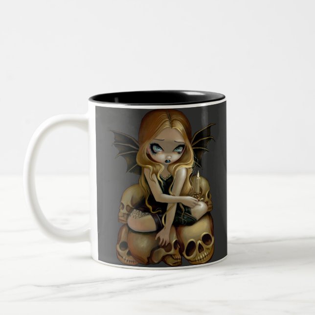 De Café Em Dois Tons "Uma vela" na caneca escura (Esquerda)