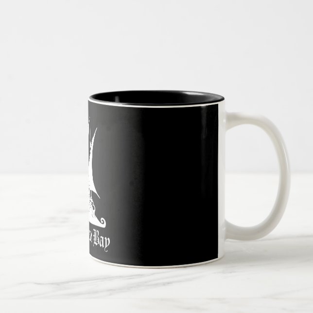 De Café Em Dois Tons Versão do preto da caneca da baía do pirata (Direita)
