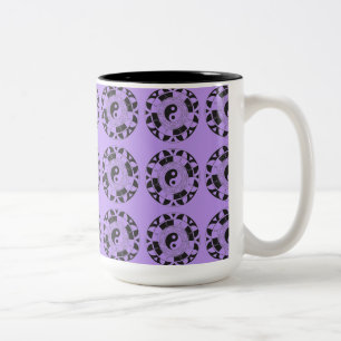De Café Em Dois Tons Yin e Yang telharam a caneca asiática do símbolo