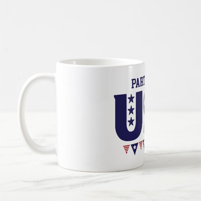 De Café Festa na caneca dos EUA com bandeira - Presente en (Esquerda)