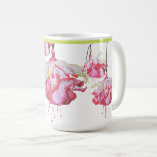 De Café Fuchsias exóticas numa caneca clássica