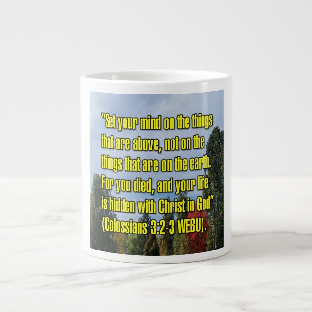De Café Grande Colossians 3:2-3 WEBU Caneca (Frente)