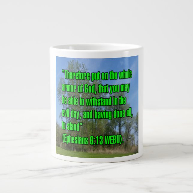 De Café Grande Efésios 6:13 WEBU Caneca (Frente)