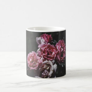 De Café Jardim da meia-noite, floral escuro, caneca