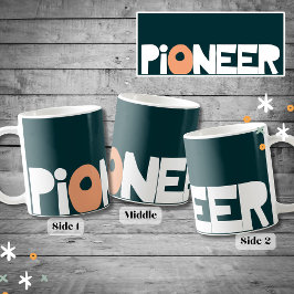 De Café JW Pioneer Envolve-Se Em Torno Da Caneca Divertida