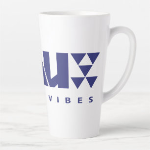 De Café Latte Vibrando com uma caneca