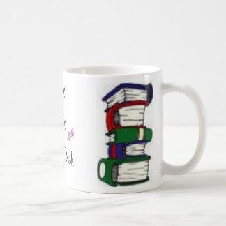 De Café Mestre da caneca desarrumado da mesa