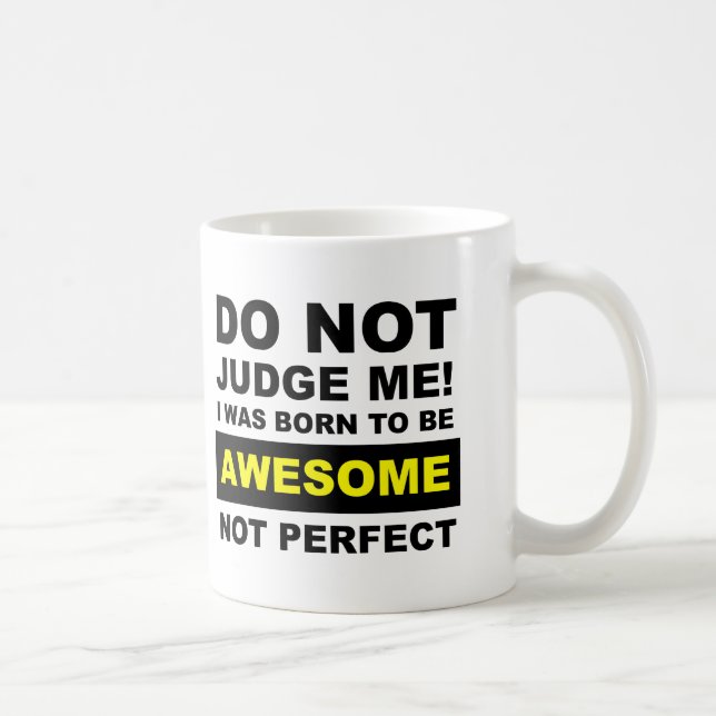 De Café Nascido Para Ser Incrível Não Perfeito Caneca Dive (Direita)