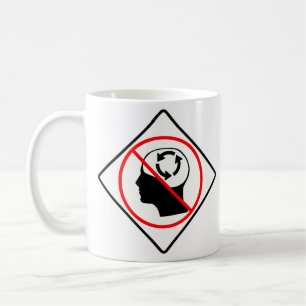 De Café Nenhuma caneca circular do raciocínio