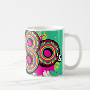 De Café O "espírito meninas do anos 80" pica a caneca
