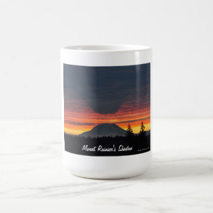 De Café O Monte Rainier e sua caneca da sombra