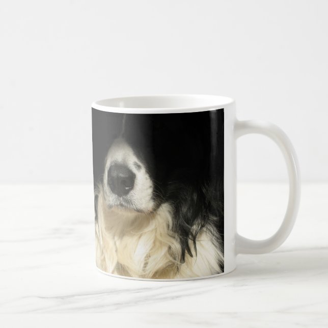 De Café O nariz do cão fecha a caneca (Direita)