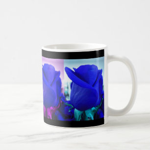De Café O rosa do azul brota a caneca