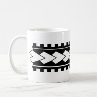 De Café O tatuagem polinésio projetou a caneca
