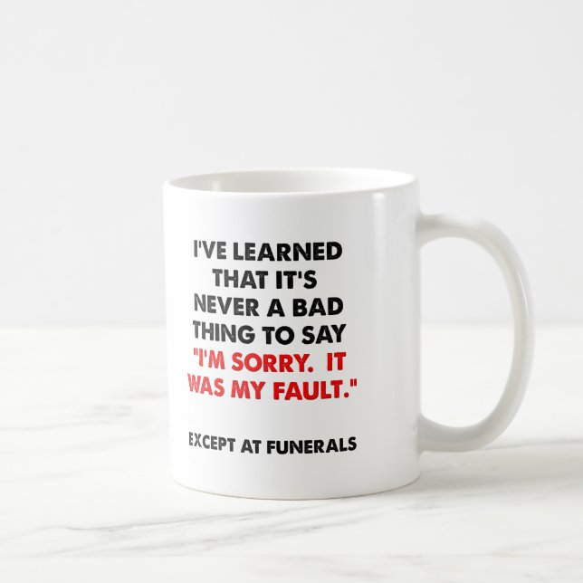 De Café Pesaroso na caneca engraçada dos funerais (Direita)