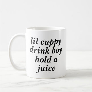 De Café posse cuppy do menino da bebida do lil uma caneca