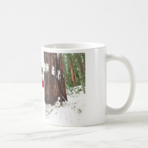 De Café Sequóia na caneca da neve
