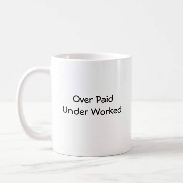 De Café Sobre caneca trabalhada inferior paga (Esquerda)
