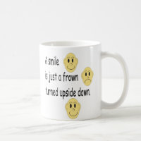Sorriso/olhar severo - caneca