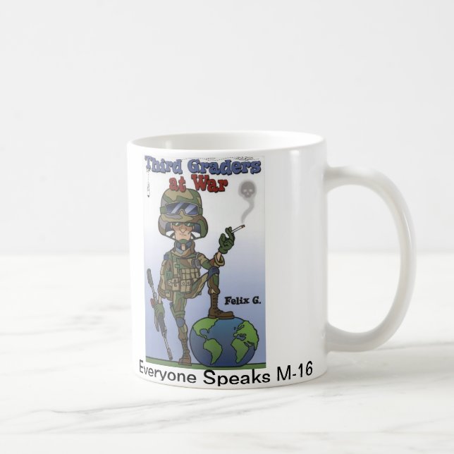 De Café Terceiros graduadores novos na caneca da guerra (Direita)