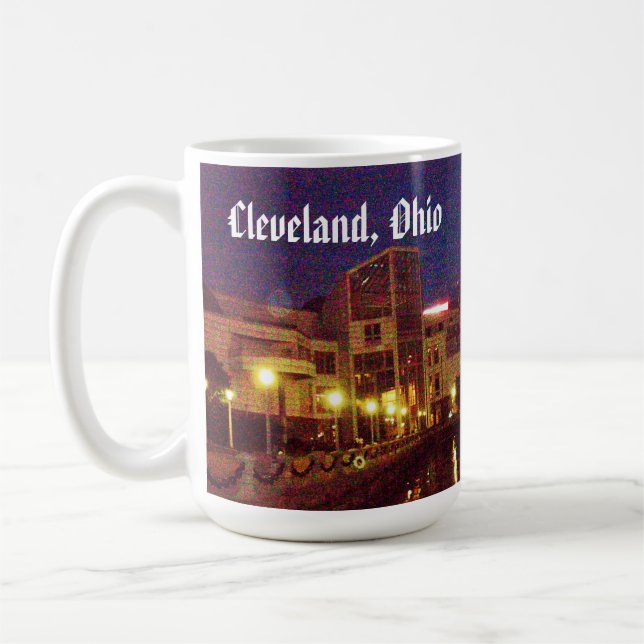 De Café UMA NOITE NA caneca CLEVELAND (Esquerda)