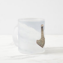 Dourado Thor Hammer nuvens fosco caneca