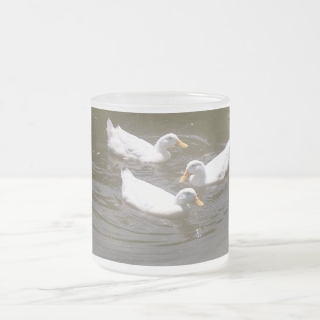 De Café Vidro Jateado Patos brancos que nadam a caneca (Centro)