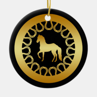 DE CERÂMICA CAVALO DOURADO E ORNAMENTO DAS FERRADURAS
