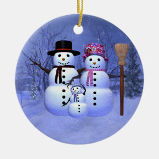 De Cerâmica Família da neve com o 1 ornamento do menino