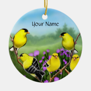 De Cerâmica Goldfinches customizáveis no ornamento dos cardos