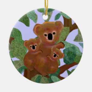 De Cerâmica Koalas nos ornamento do eucalipto
