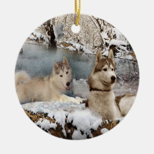 De Cerâmica Ornamento da cena da neve dos roucos Siberian